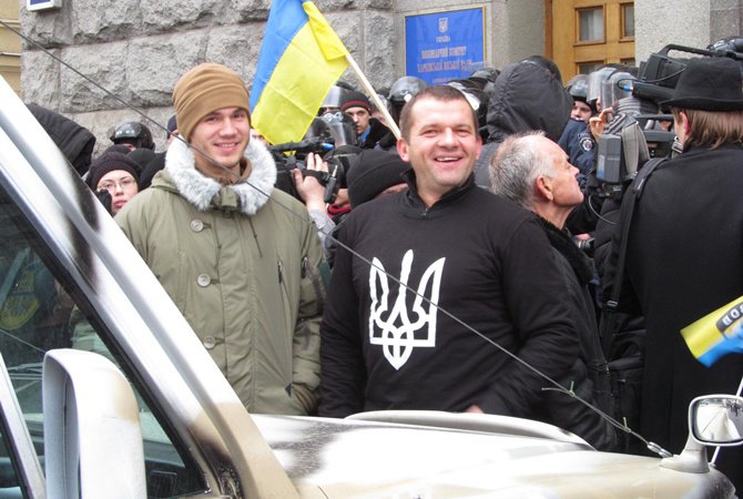 Дуда Вячеслав - соорганизатор избиения людей в Харькове под исполкомом 24 декабря 2014 Дуда Вячеслав - соорганизатор избиения людей в Харькове под исполкомом 24 декабря 2014