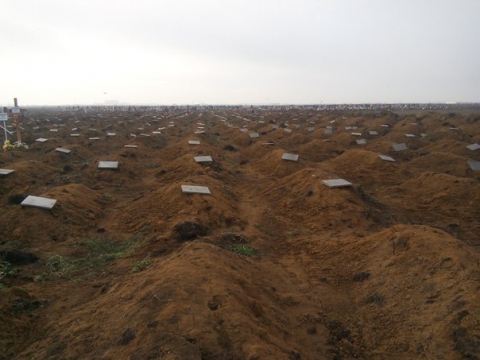 Солдат на Украине хоронят как хирургические отходы Солдат на Украине хоронят как хирургические отходы