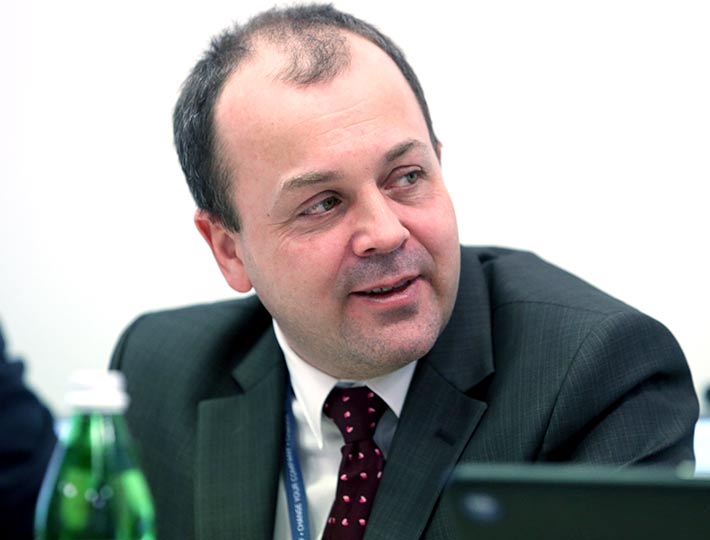 Киевский журналист выступил за федерализацию и призвал срывать незаконную мобилизацию в АТО Киевский журналист выступил за федерализацию и призвал срывать незаконную мобилизацию в АТО