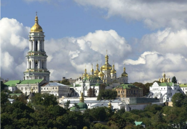 Киев увеличил налог для церквей Московского Патриархата в 3000 раз Киев увеличил налог для церквей Московского Патриархата в 3000 раз