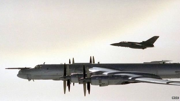 РФ назвала полет бомбардировщиков над Ла-Маншем рутинным РФ назвала полет бомбардировщиков над Ла-Маншем рутинным