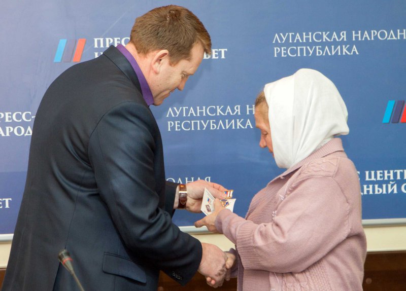 Награды — героям Республики