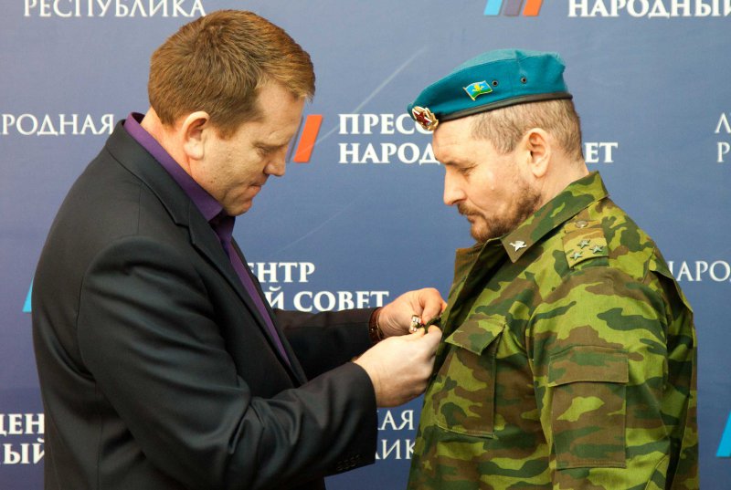 Награды — героям Республики