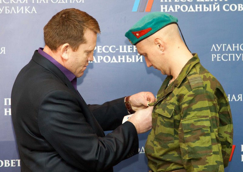 Награды — героям Республики