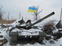 Разведка ополчения на передовой Донецка выявляет место дислокации танка ВСУ