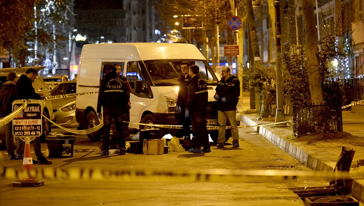 На пути следования кортежа турецкого президента взорвались две бомбы На пути следования кортежа турецкого президента взорвались две бомбы