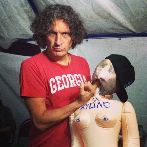 О покойниках не говорят плохо. О них говорят правду! О покойниках не говорят плохо. О них говорят правду!