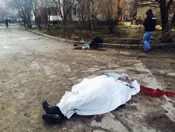 Укрофашисты разбомбили больницу в Донецке: есть жертвы Укрофашисты разбомбили больницу в Донецке: есть жертвы