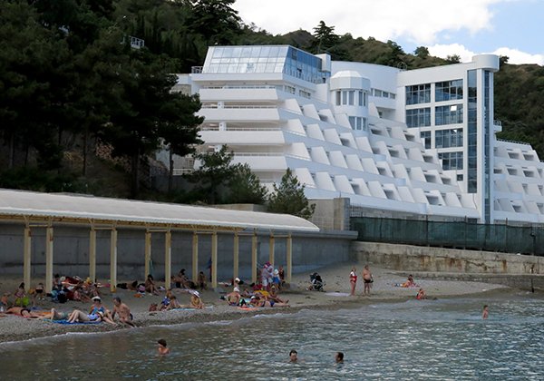 Сочи и Симферополь стали лидерами по продаже авиабилетов в 2014-15 году Сочи и Симферополь стали лидерами по продаже авиабилетов в 2014-15 году