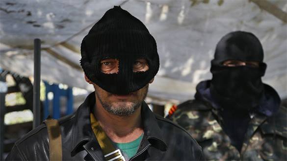 Главного борца с русским языком отправят воевать в Донбасс Главного борца с русским языком отправят воевать в Донбасс