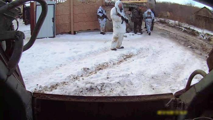 Подробности боя танкистов ЛНР за высоту 307,9 Подробности боя танкистов ЛНР за высоту 307,9