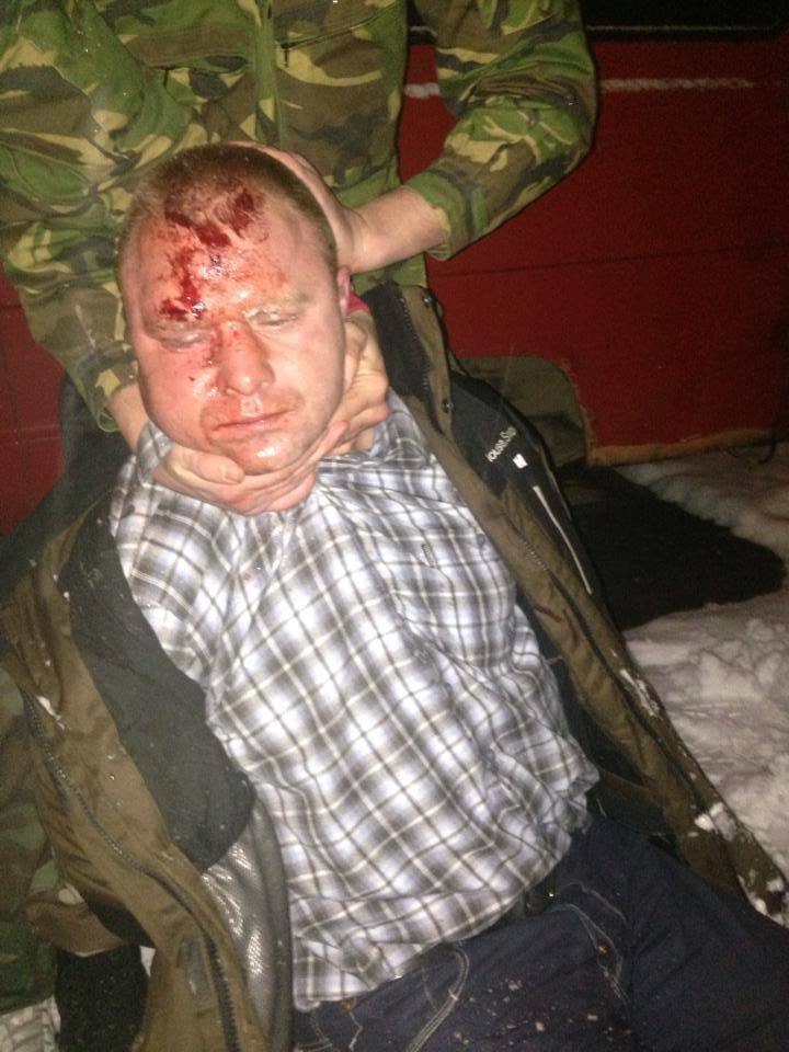 Вести из Цэевропы: в Закарпатье нацисты-правосеки жестоко отоварили... пособников нацистов Вести из Цэевропы: в Закарпатье нацисты-правосеки жестоко отоварили... пособников нацистов