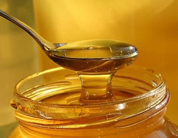 сБ/У задержала пожилого луганчанина, «угостившего» военных мёдом с бомбой внутри