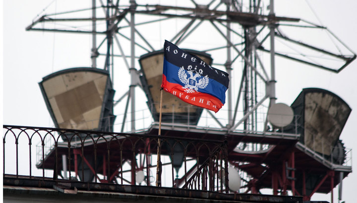 Донецк и Луганск будут добиваться от Киева внеблокового статуса Украины Донецк и Луганск будут добиваться от Киева внеблокового статуса Украины