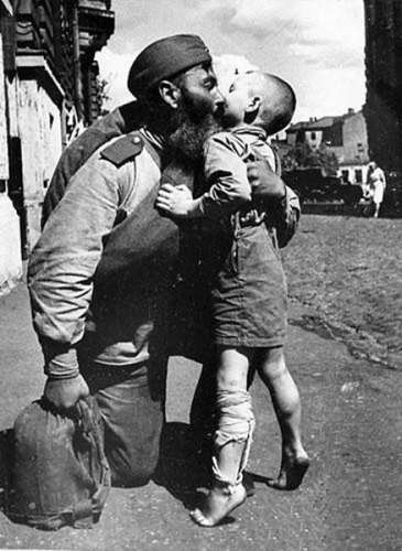 Отдохни, дед, теперь моя очередь... Отдохни, дед, теперь моя очередь...