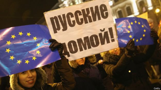 Би-Би-Си: В Венгрии прошла акция протеста против визита Путина Би-Би-Си: В Венгрии прошла акция протеста против визита Путина