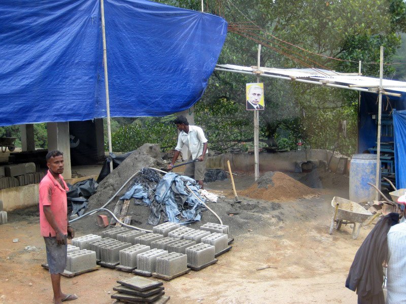 «Он отгоняет злых духов…»