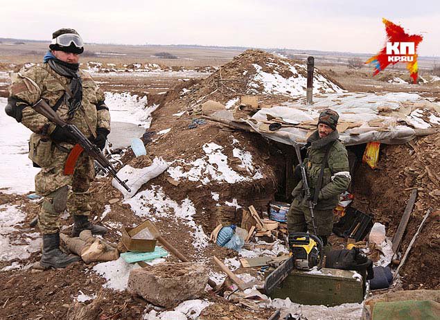 Украинская армия бежала из Дебальцева, бросив пушки, одеяла и… фашистcкую каску Украинская армия бежала из Дебальцева, бросив пушки, одеяла и… фашистcкую каску