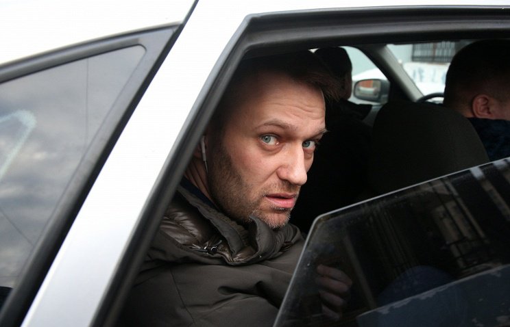Навальный получил 15 суток административного ареста за агитацию Навальный получил 15 суток административного ареста за агитацию