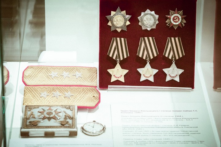 Российские музеи объявили войну Западу и пятой колонне Российские музеи объявили войну Западу и пятой колонне