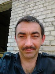 "Они не расскажут о себе"