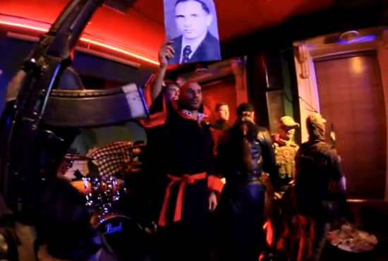 Кровавый пастор-продолжает свою работу Кровавый пастор-продолжает свою работу