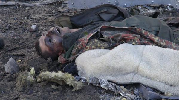 В Донецком аэропорту найдено 30 тел украинских военных 18+ В Донецком аэропорту найдено 30 тел украинских военных 18+