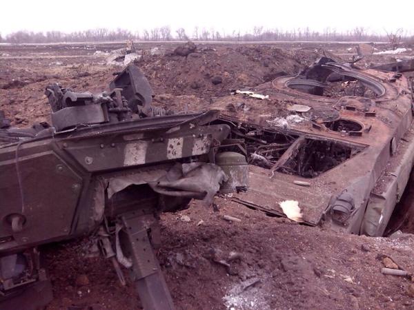 Плановый отход укрофашистов в фотографиях (18+) Плановый отход укрофашистов в фотографиях (18+)