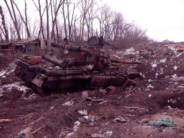 Плановый отход укрофашистов в фотографиях (18+) Плановый отход укрофашистов в фотографиях (18+)