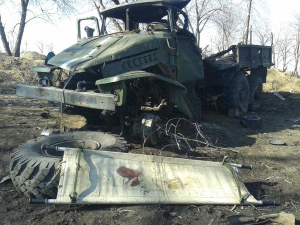 Плановый отход укрофашистов в фотографиях (18+) Плановый отход укрофашистов в фотографиях (18+)