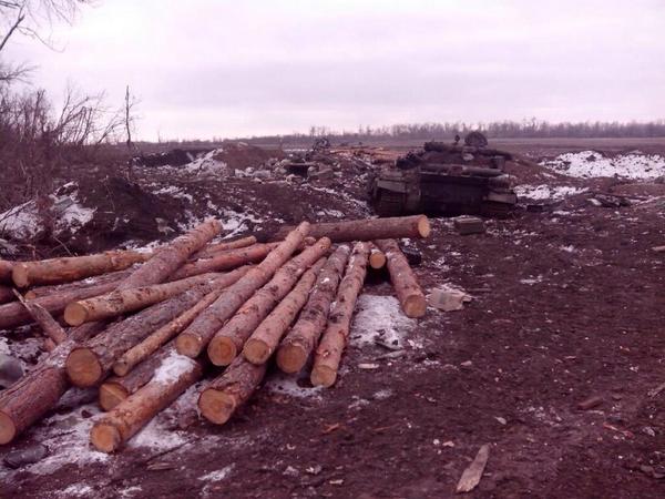 Плановый отход укрофашистов в фотографиях (18+) Плановый отход укрофашистов в фотографиях (18+)