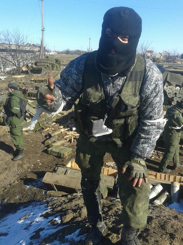 Плановый отход укрофашистов в фотографиях (18+) Плановый отход укрофашистов в фотографиях (18+)