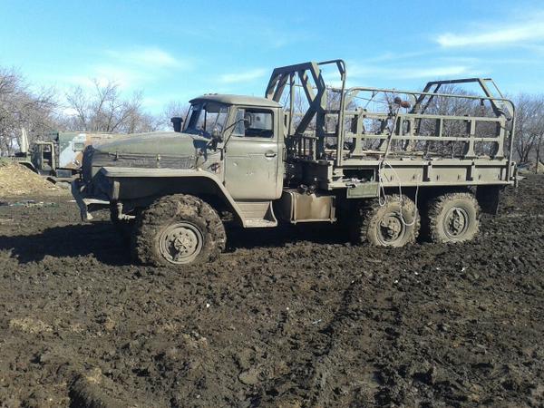 Плановый отход укрофашистов в фотографиях (18+) Плановый отход укрофашистов в фотографиях (18+)