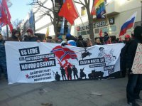 Украинцам позволили митинговать, а немцам нет