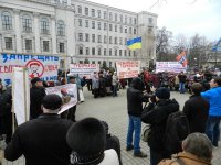 Работники Южмаша грозятся приехать в Киев выбивать долги по зарплате