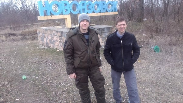 Комбат «Азова» врезался в памятник героям ВОВ и погиб Комбат «Азова» врезался в памятник героям ВОВ и погиб