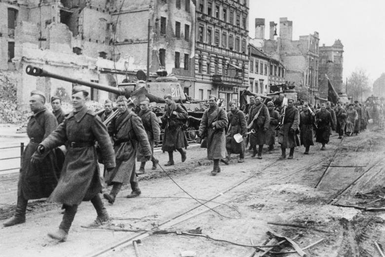 И для американских войск была характерна практика жестоких изнасилований И для американских войск была характерна практика жестоких изнасилований