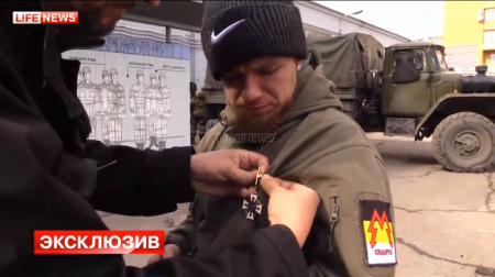 Словаки наградили Моторолу медалью Словаки наградили Моторолу медалью