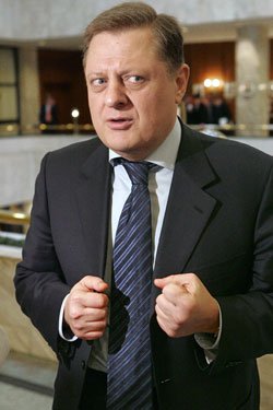 Как мелкий чиновник Гусев переплюнул губернатора Хорошавина Как мелкий чиновник Гусев переплюнул губернатора Хорошавина