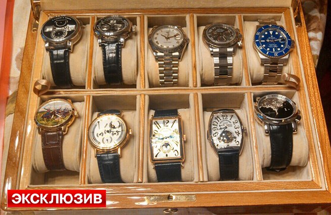 LifeNews публикует фото элитных часов, изъятых у Хорошавина LifeNews публикует фото элитных часов, изъятых у Хорошавина