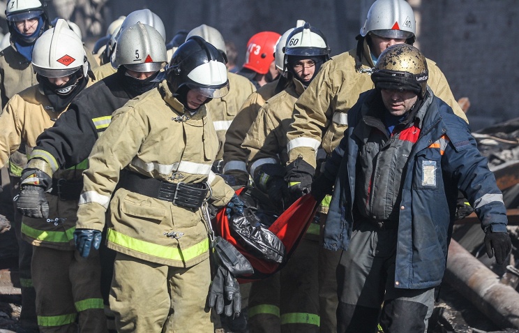 Президент Татарстана Рустам Минниханов объявил 14 марта Днем траура в республике Президент Татарстана Рустам Минниханов объявил 14 марта Днем траура в республике