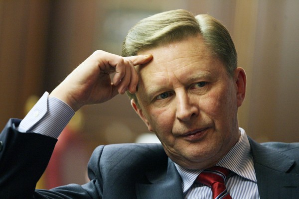 Рокировка в правительстве РФ. Меняем Медведева на Иванова Рокировка в правительстве РФ. Меняем Медведева на Иванова