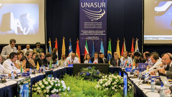 Союз южноамериканских наций потребовал от США отменить введенные против Венесуэлы санкции Союз южноамериканских наций потребовал от США отменить введенные против Венесуэлы санкции