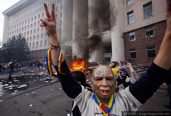 Алексей Анпилогов. Почему Украина — «несостоявшееся государство». Алексей Анпилогов. Почему Украина — «несостоявшееся государство».