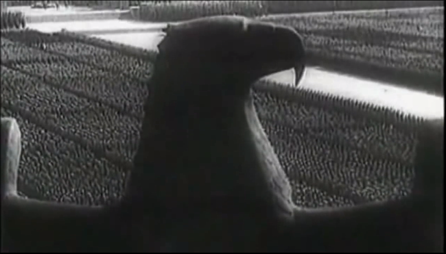 С чего начинается свастика? 