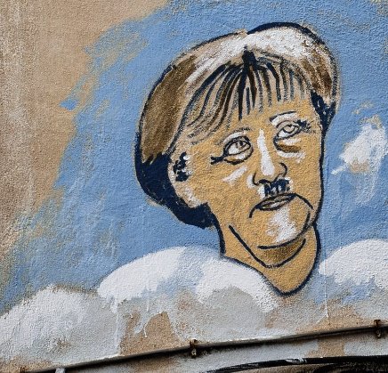 Изображение Меркель с нацистами на обложке Spiegel шокировало соцсети Изображение Меркель с нацистами на обложке Spiegel шокировало соцсети