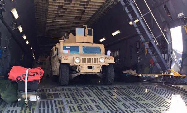 На поддержку "демократии"