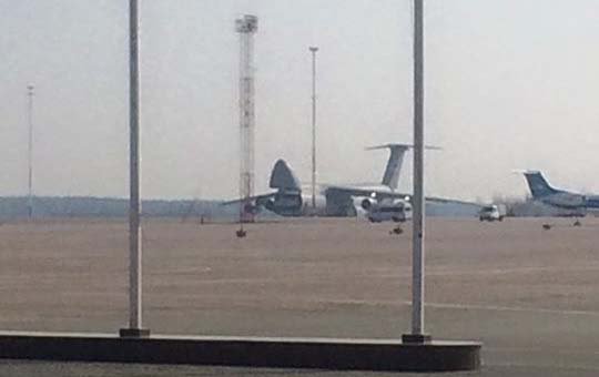 На поддержку "демократии"