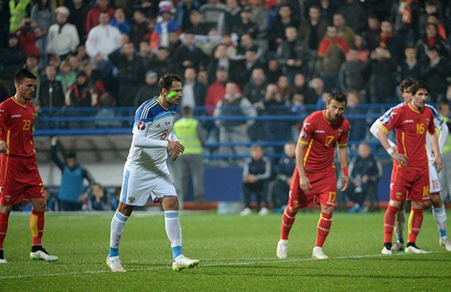 Широкова ослепили лазером перед пробитием пенальти Широкова ослепили лазером перед пробитием пенальти