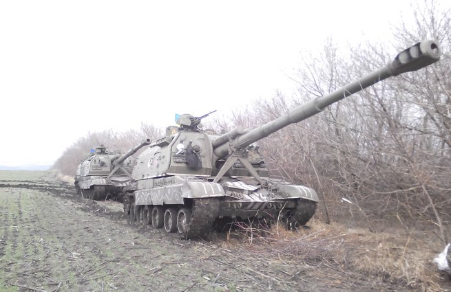 ОБСЕ обнаружили под Волновахой неучтенную артиллерию ВСУ ОБСЕ обнаружили под Волновахой неучтенную артиллерию ВСУ